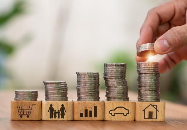 免费配资网站 三年定存中途降息？利息这样算才不亏